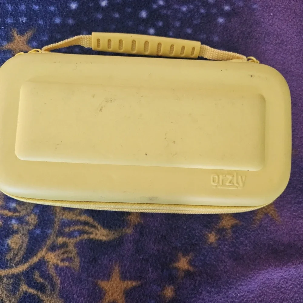 Nintendo orzly yellow